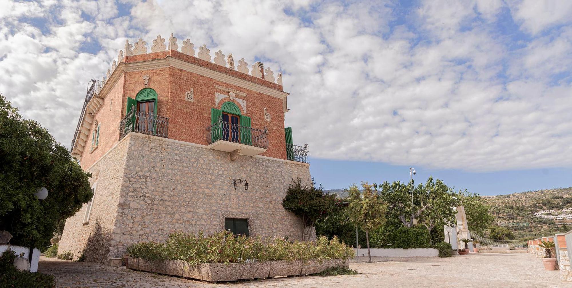 B & B Torre Saracena Mattinata Exterior photo